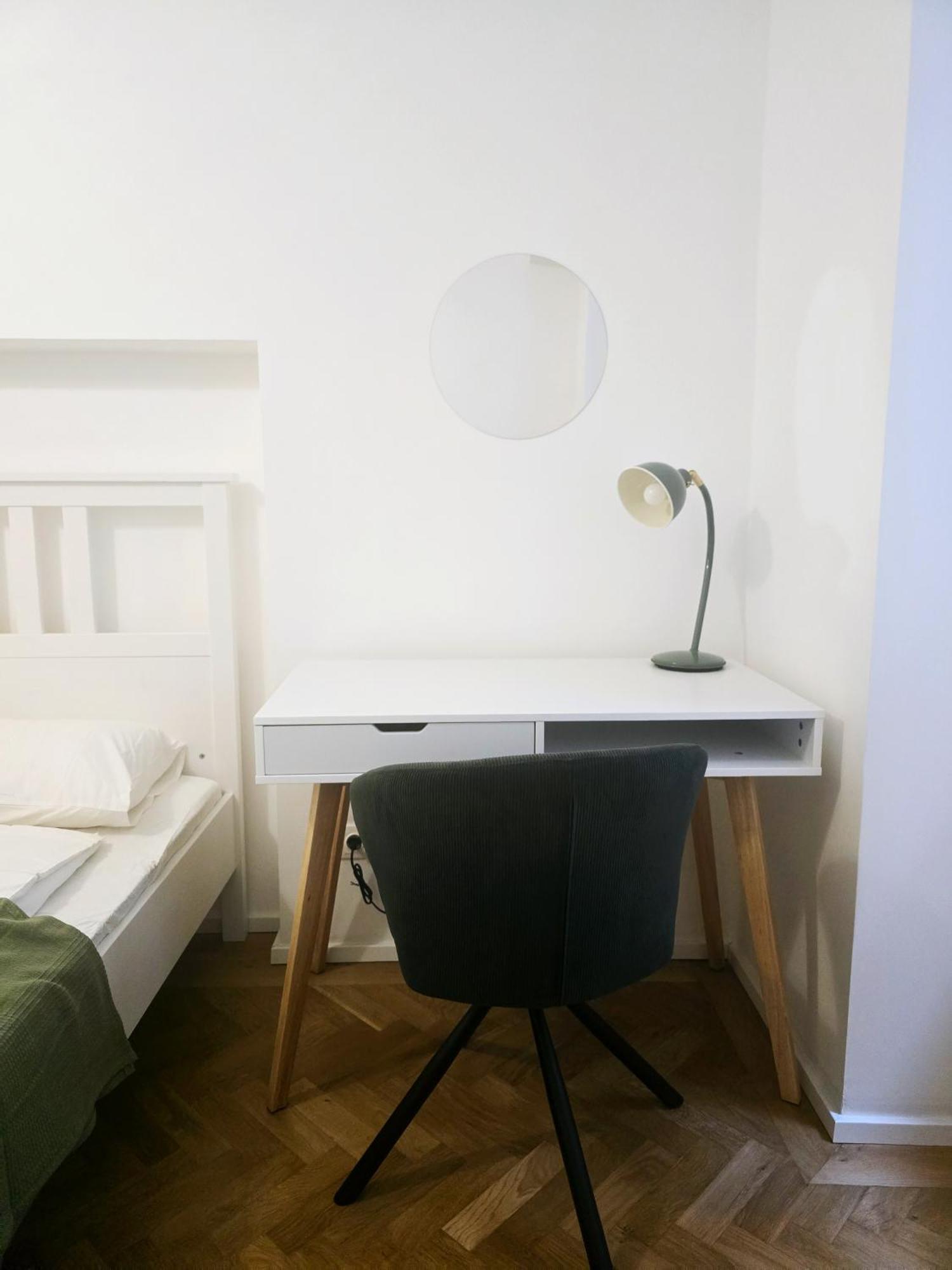 Erleben Im 1 Apartament Wiedeń